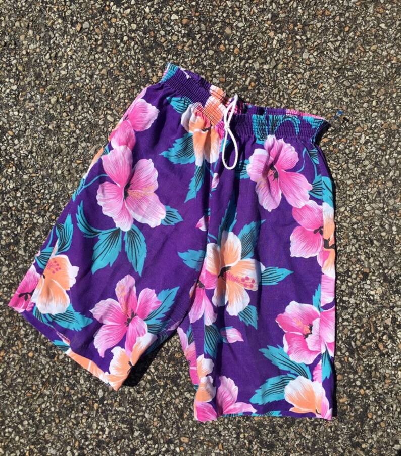 Purple hawaiian printed shorts