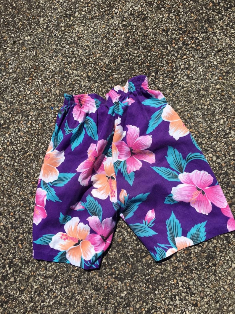 Purple hawaiian printed shorts