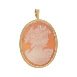 Vintage European 18k Gold Carved Shell Cameo Pendant Pin