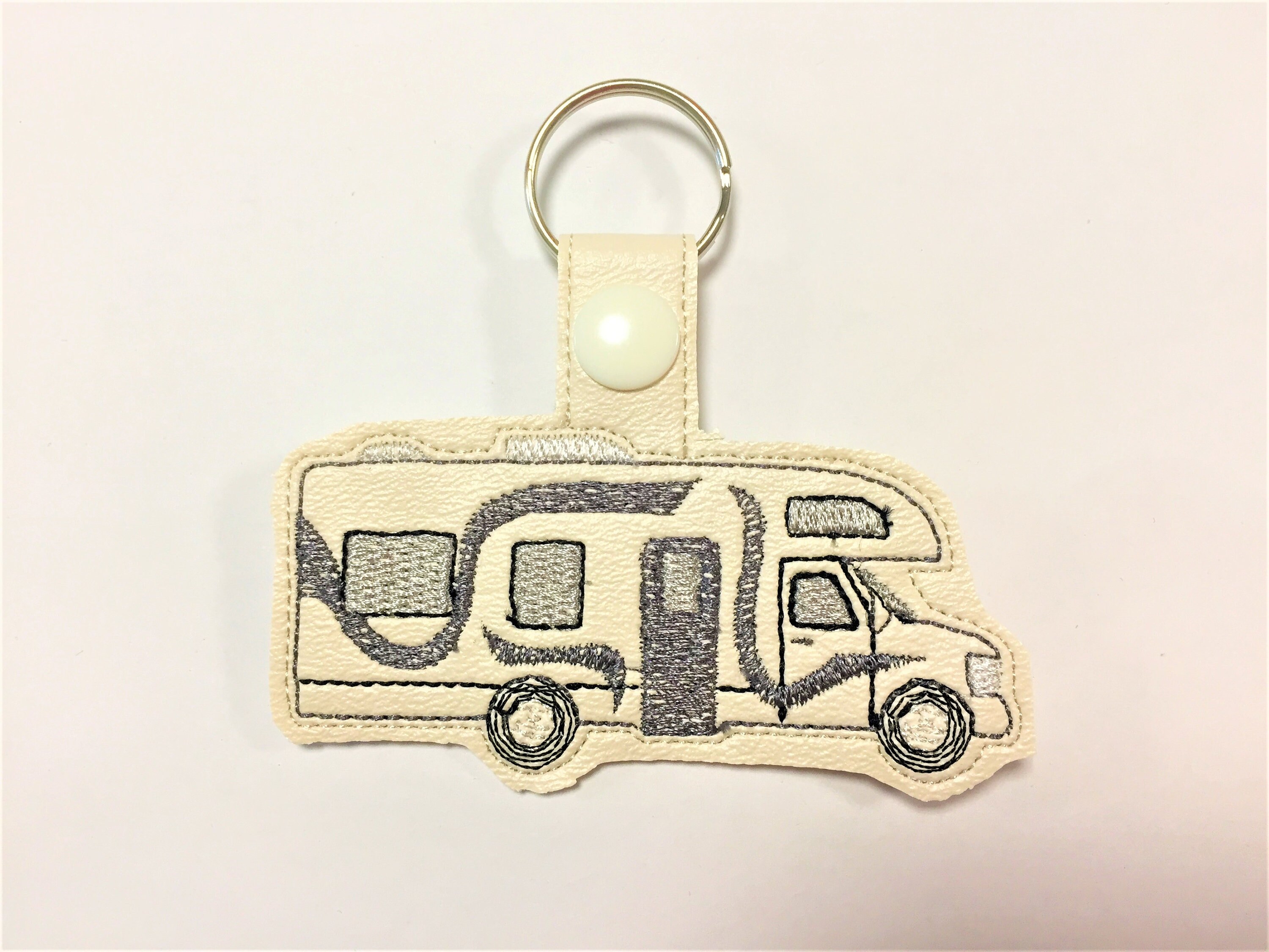 RV Camper Key Chain, Class C Motorhome Snap Tab, Camping Purse Charm ...