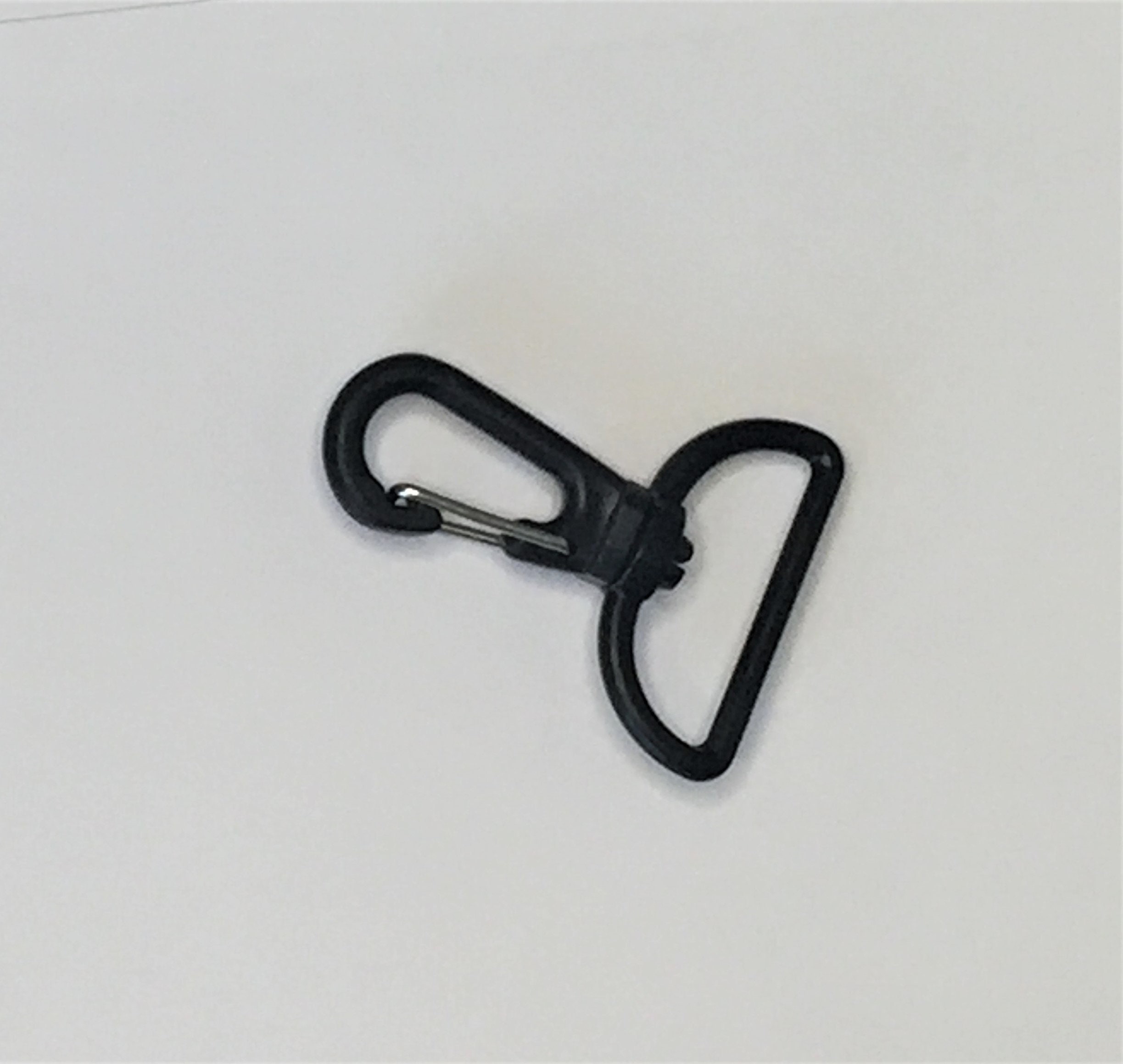 Buy 1 Inch Plastic Lobster Claw, Lot of 1 Swivel Snap Hooks , Bag or Belt  Rings for 1 Inch Webbing, Crafting Online in India 