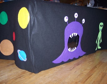 Table Cloth Fort, Space Alien Play Fort, 6 Foot Banquet Table Size, Play Tent, Slipcover, Kids Play Table, Space, Gifts For Boys, Felt Fort