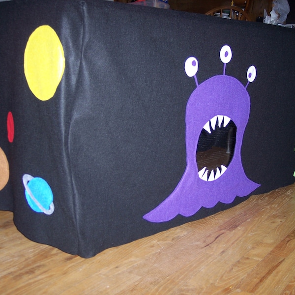 Table Cloth Fort, Space Alien Play Fort, 6 Foot Banquet Table Size, Play Tent, Slipcover, Kids Play Table, Space, Gifts For Boys, Felt Fort