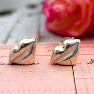 Kissy Lips Post Earrings in Solid Sterling Silver, Lips Stud Earrings