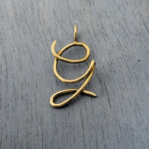 14K oro hecho a mano carta capital G colgante inicial, joyería inicial, carta de oro G collar de encanto inicial, G carta de monograma inicial
