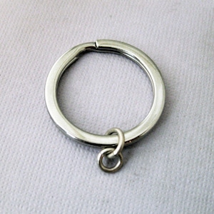 Progetta il tuo portachiavi in argento sterling