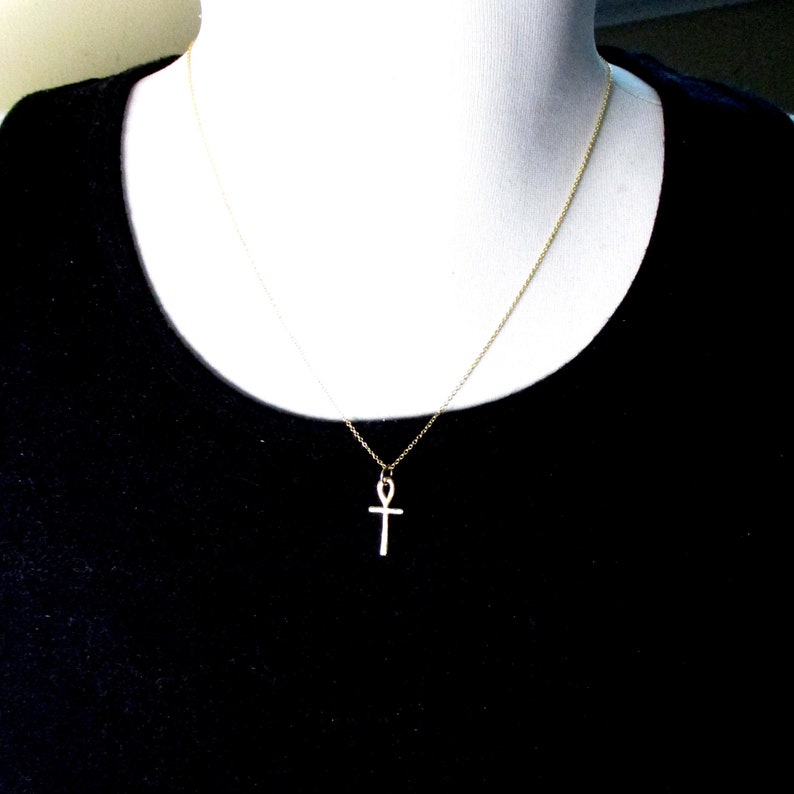 Charme Ankh en or 14 carats, Charme de la clé de vie, Charme de la vie éternelle, Hiéroglyphe égyptien image 4