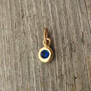 14K Gold Sapphire September Birthstone Charm, Solid Yellow Gold Sapphire Charm, Sapphire Pendant in Solid Rose Gold, White Gold, Yellow Gold