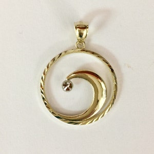 14k Gold Ocean Wave Hawaiian Beach Circle Diamond cut pendant