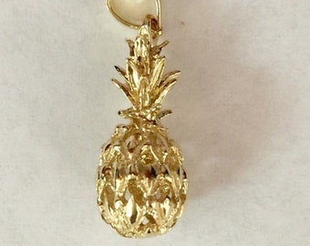 14k solid gold pineapple hawaii sm pendant