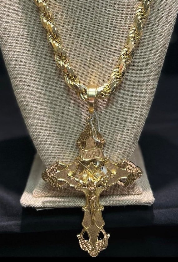 Sterling silver gold plated diamond cut Rope Chain mens chain Italian  necklace, 12mm, 26” & XXL Inri Jesus cross Hawaii Pendant Set .