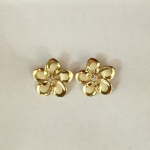 14k gold plumeria flower stud earrings,9mm