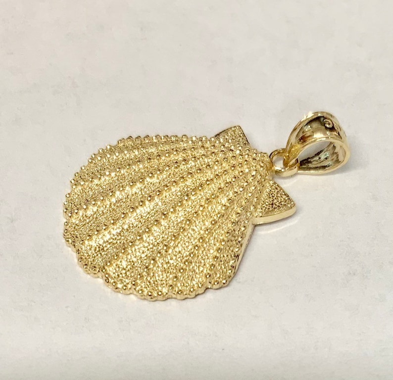 28mm Silver Yellow Plated Conch Shell Charm