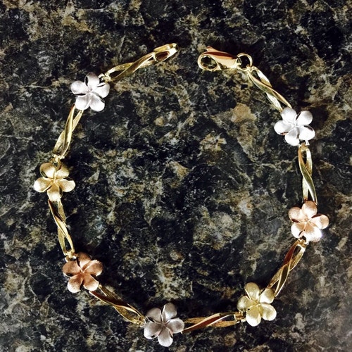 14k Yellow Gold Plumeria Flower Bracelet Etsy