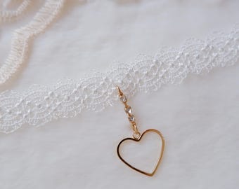 Lace Heart Choker • White Lace Collar • Kawaii Lolita Anime Cosplay • Coquette Aesthetic • Adjustable Cute Gift • Soft Girl Necklace