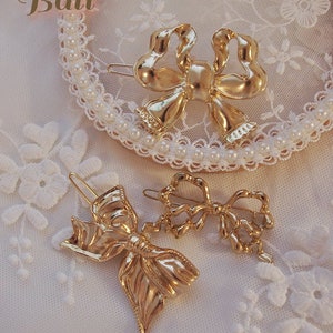 Vintage antique style golden bow tie hair clip hair pin kawaii lolita anime princess harajuku girly accessory jewelry