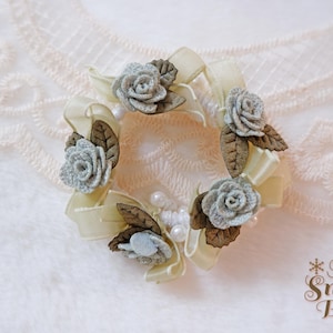 Vintage Rose Scrunchie • Romantic Rococo Hair Tie • Baroque Ribbon Hair Accessory • Cottagecore Gift • Princesscore Bridal Style