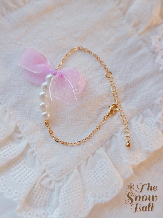 Purple Bow Pearl Bracelet • Cute Kawaii Jewelry • Coquette Aesthetic Bracelet • Pastel Gift for Her • Gold Chain Bracelet • Soft Girl Style