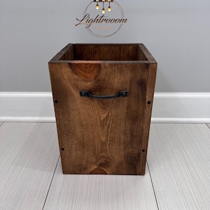 PROVINCIAL Rustic Garbage Can with Lid, Bathroom Trash Can, 2 Sizes Available, Office Storage, Bin, Wooden Trash, Waste Basket, Organizer