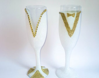 His and Hers Champagne Glass Set - 6oz - Perfect for Weddings, Anniversaries and Proms - Set of 2