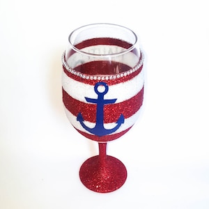 Nauti Bride Glass, Bride To Be Gifts, Bridal Shower Present, Bridal Party Gift, Summer Time Wedding, Anchor Decor, Nautical Theme image 5