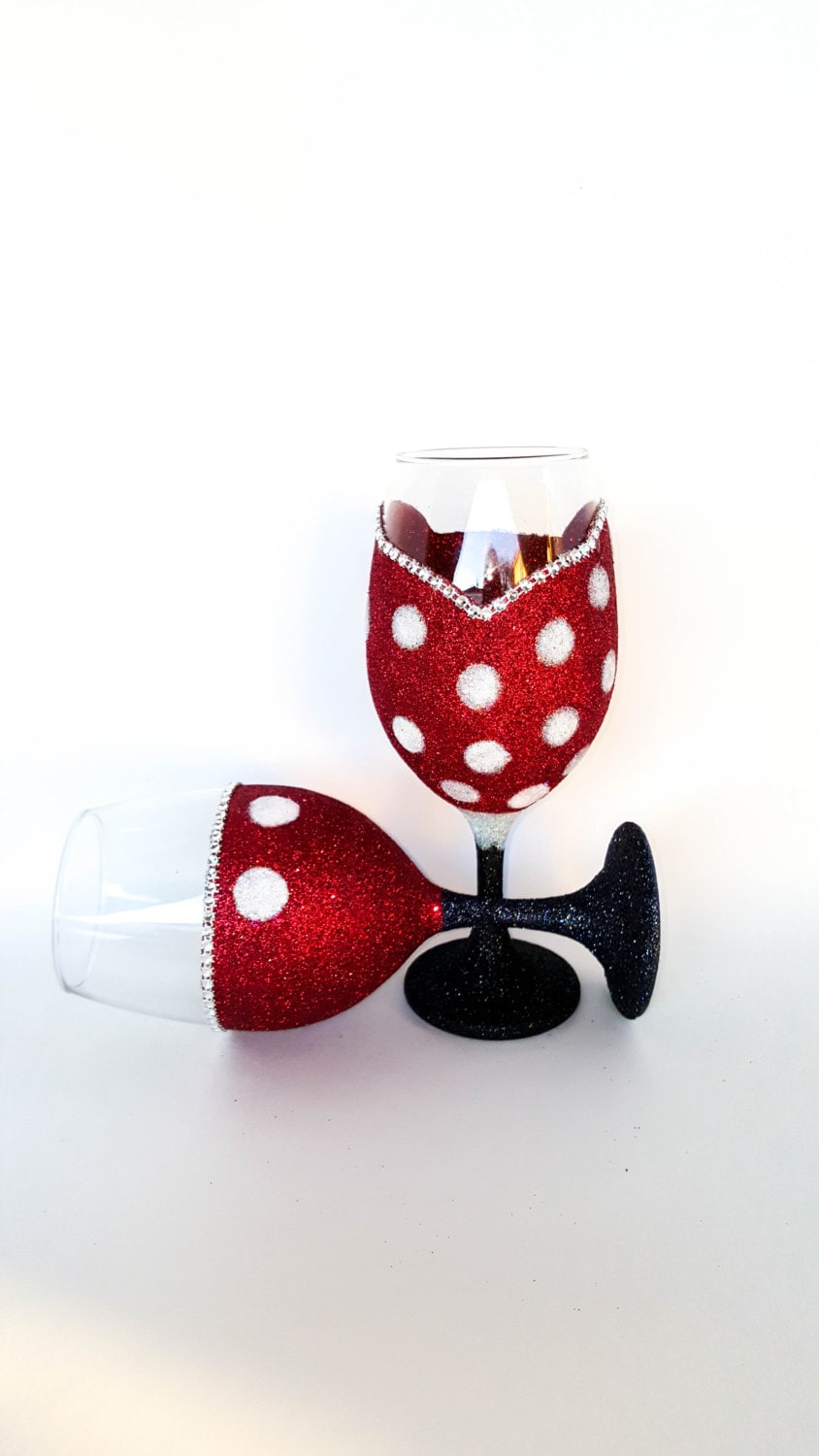 Mickey & Minnie Wine Glasses, Perfect WeddingGifts For Couples
