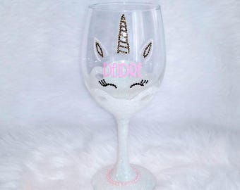 Unicorn Wine Glass, Girls Weekend Gift, 30th Birthday Present For Her, White & Gold Unicorn Glass, Birthday Cup, Unicorn Party Decor