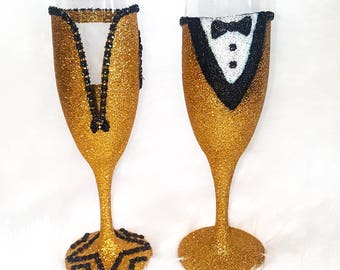 His and Hers Glasses, Prom Decorations, Wedding Present, Black and Gold Accessories, Anniversary Champagne Glasses, Wedding Toasting Flutes