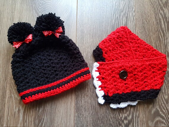 minnie mouse hat and scarf set