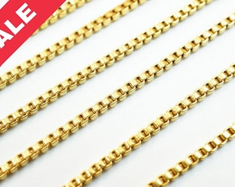 Cadena cuadrada chapada en oro de 1 mm, acabado galvanizado resistente al deslustre (chapado en oro de 18k, cobre, se vende por metro para la fabricación de joyas).