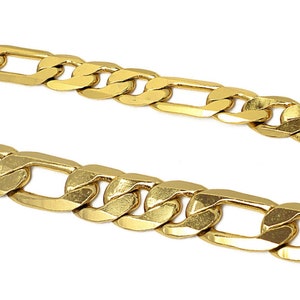 Cadena Figaro con aspecto chapado en oro de 18 k, ancho de 11 mm/15 mm. Se vende por pie.