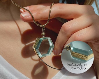Beehive Gold Locket Hexagon Glass Locket for Photo Hair Locket Gold Plated Locket Gold Memorial Locket Glass Locket Pendant for Necklace