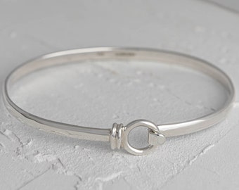 Personalized Silver Bracelet, 21st Birthday Gift, Silver Bangle, Silver Oval Comfortable Bangle, Jewellery for Daughter, Gift for Exam Pass