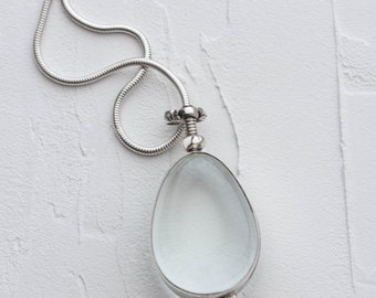 Teardrop Locket Necklace with Photo Inside Pear Shaped Locket Necklace Silver Tear Drop Locket Necklace for Lock of Hair Locket Vintage Look