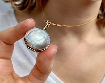 Gold Locket for Hair Pendant for Ashes Photo Locket for Photos Gold Locket Statement Locket Gold Locket Pendant for Necklace