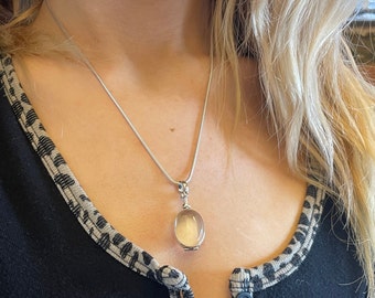 Pet Ashes Keepsake Pet Memorial Keepsake Hair Locket Pendant Lock of Hair Keepsake Personalized Locket for Ashes Locket Memorial Jewelry