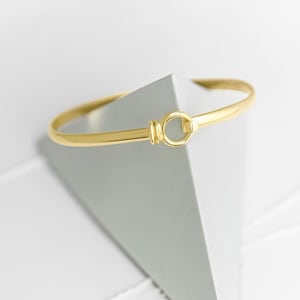 Pulsera de oro vermeil de 18k para ella, brazalete de oro personalizado, brazalete de oro vermeil como regalo de 18 cumpleaños para ella.