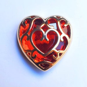 Zelda Heart Pin - BOTW Heart Container - Breath of the Wild Heart Piece - Jewel Enamel Pin