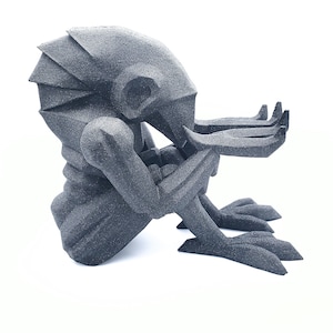 Metroid Chozo - GIANT 10 inch Chozo Statue