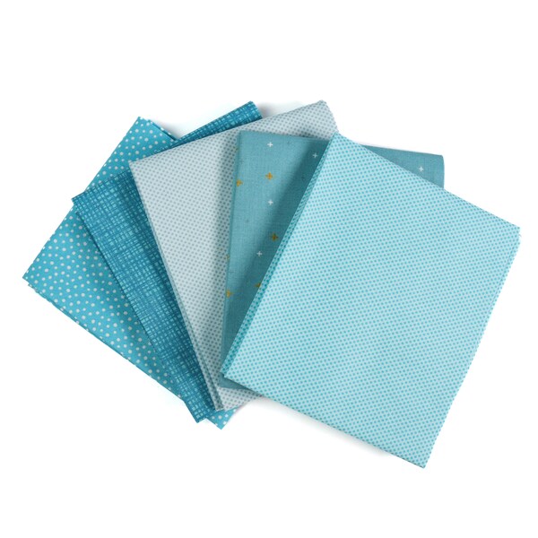 Lake Blue (5) Piece Fat Quarter Bundle - Blue Fat Quarters - Curated Fabric Bundle -  Aqua Blue, Light Blue Fabric, Riley Blake, Sky Blue