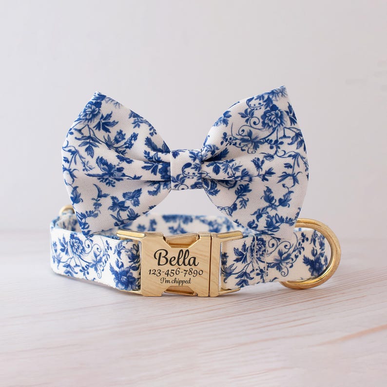 Personalized Dog Collar and Bow Tie for Girls Laser Engraved ID Tag Buckle Blue Floral Collar Trendy Boho Collar with Bow New Puppy Gift Bild 1