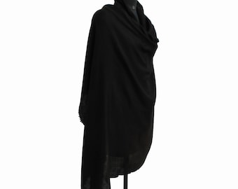 KASHMIR PASHMINA Meditation SHAWL. Hand Harvested and Hand Loomed Argyle Weave with 100% Natural Cashmere. Black.