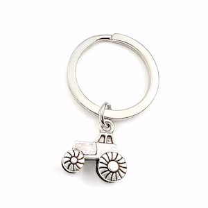 Traktor Schlüsselanhänger / Bauer Schlüsselanhänger / Bauernhof Schlüsselanhänger Geschenk / Geschenk für Vaters Muttertag / Landmaschinen / Freund Freundin Frau