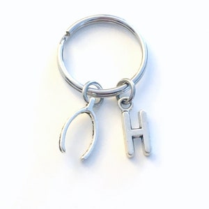 Wishbone Schlüsselanhänger, viel Glück Schlüsselanhänger, Wunsch Knochen Schlüsselanhänger, Silber Bingo Spieler, Food Charm Best Friends viel Glück Geschenk mit Initiale BFF sie