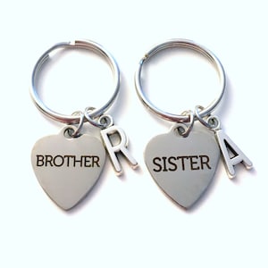 Llavero de hermano, llavero de hermano y hermana, juego de 2, 3, 4, 5, 6, 7 y 8, regalo para fiesta nupcial, llavero de plata con inicial personalizada.