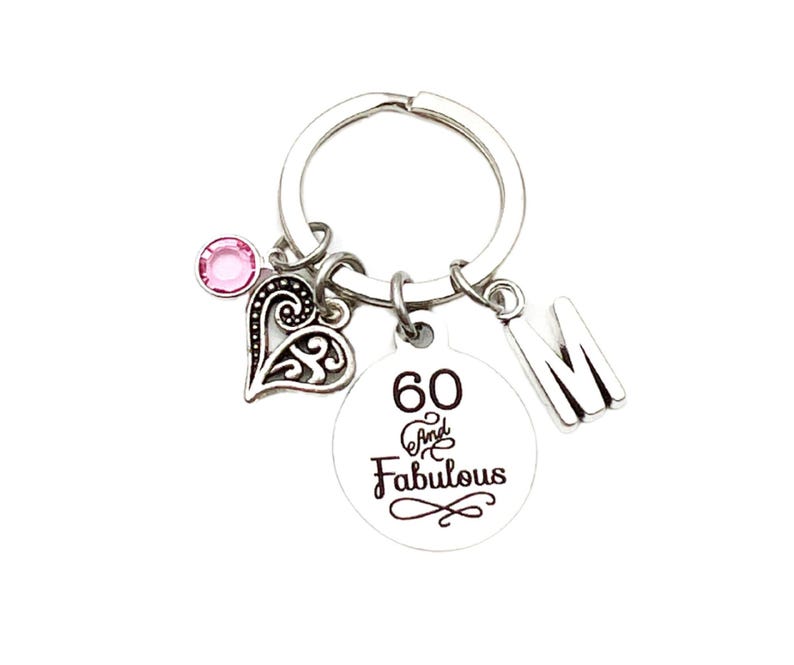 Presentes de aniversário de 60 anos para mulheres Chaveiro, Chaveiro Sessenta, Chaveiro Fabuloso e 60, Presente de aniversário para ela, Mãe Idade Mãe Melhor Amiga BFF imagem 11