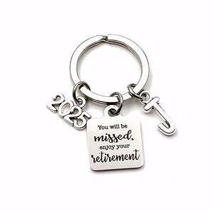 Portachiavi Personalizzato The Legend Was Retired 2025: Regalo Di Pensionamento Per Uomo E Donna