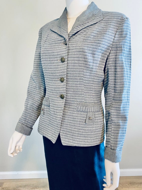 Vintage 1940s Grey Pinstriped Blazer / 40s suit j… - image 5