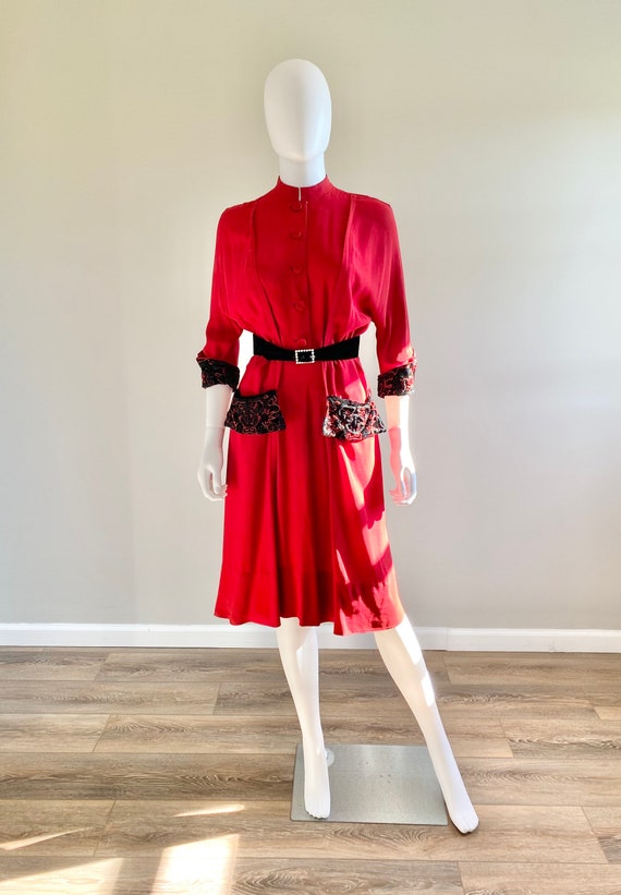 Vintage 1950s Red Rayon Dress / 50s holiday dress… - image 9