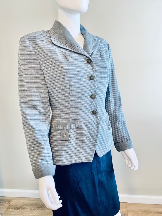 Vintage 1940s Grey Pinstriped Blazer / 40s suit j… - image 7